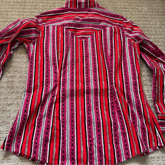 Wrangler Retro Womens Size L Red Long Sleeve Aztec Pearl Snap Top - Picture 7 of 7